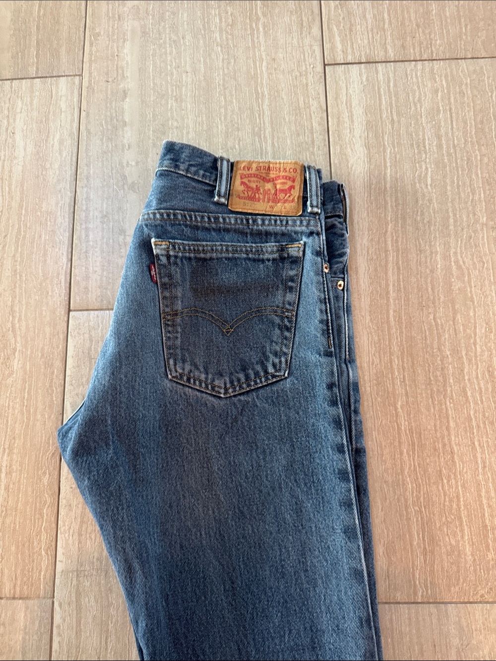 Levi's Men's Classic Blue Straight Jeans with Leather Patch
